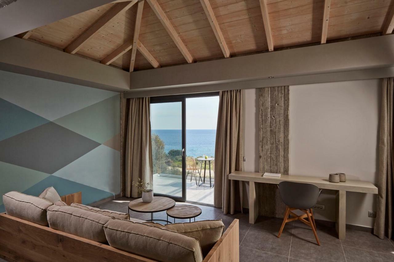 Villa Blue Sea Spathíon Eksteriør bilde
