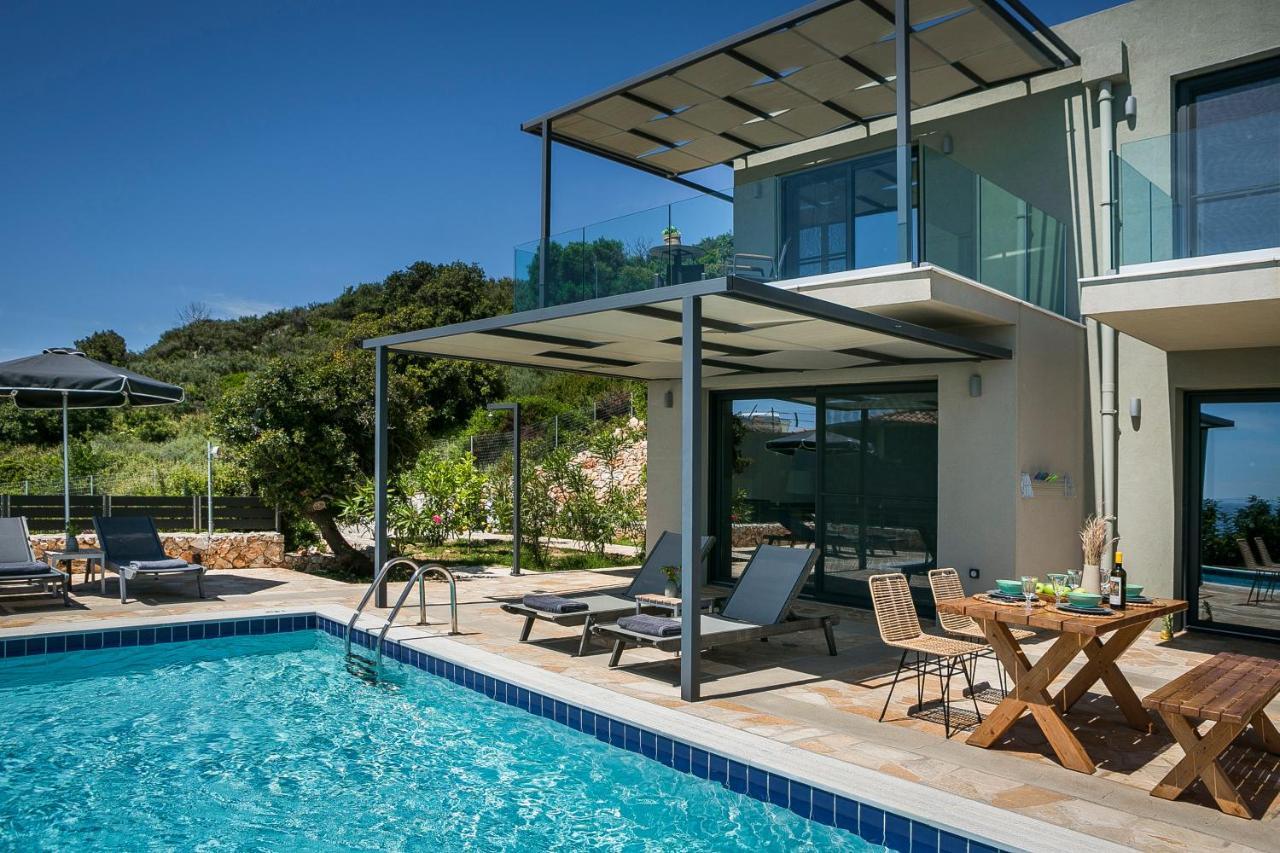 Villa Blue Sea Spathíon Eksteriør bilde